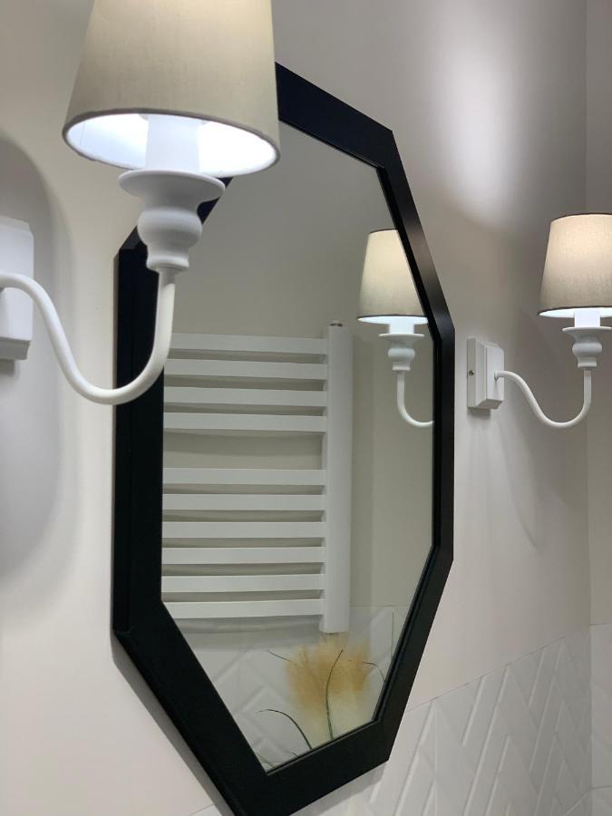 Apartamenty Kamienica Arte 1 Устка Экстерьер фото