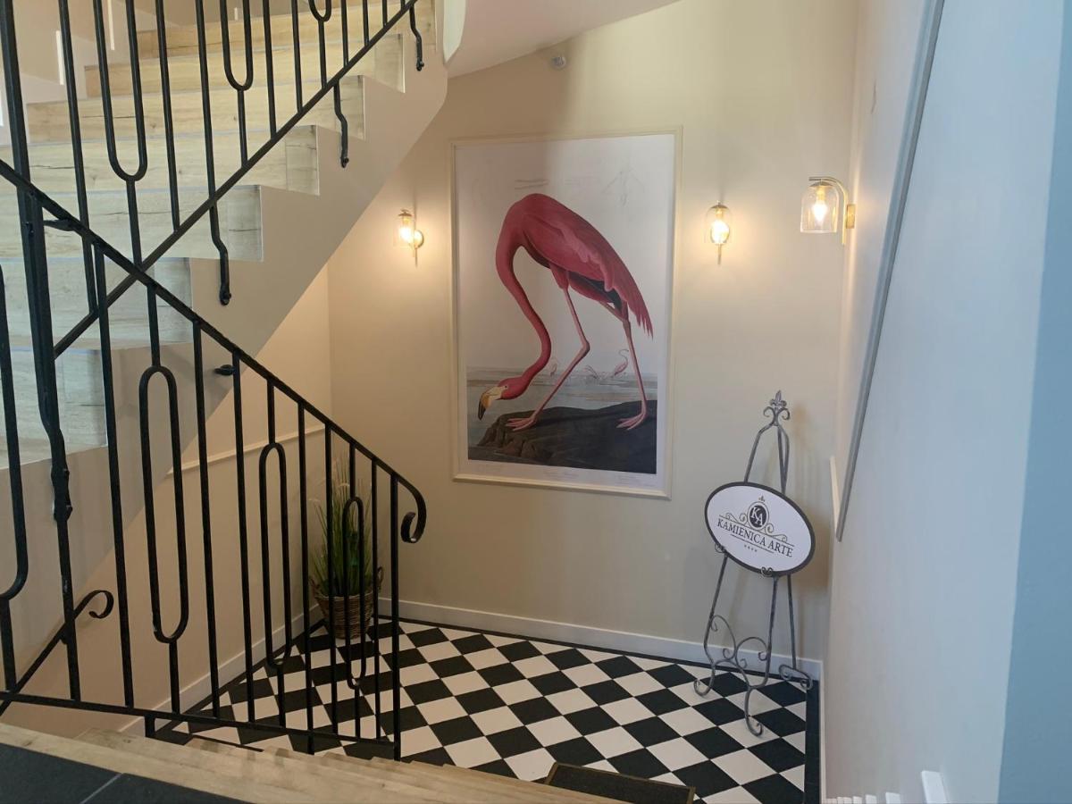 Apartamenty Kamienica Arte 1 Устка Экстерьер фото