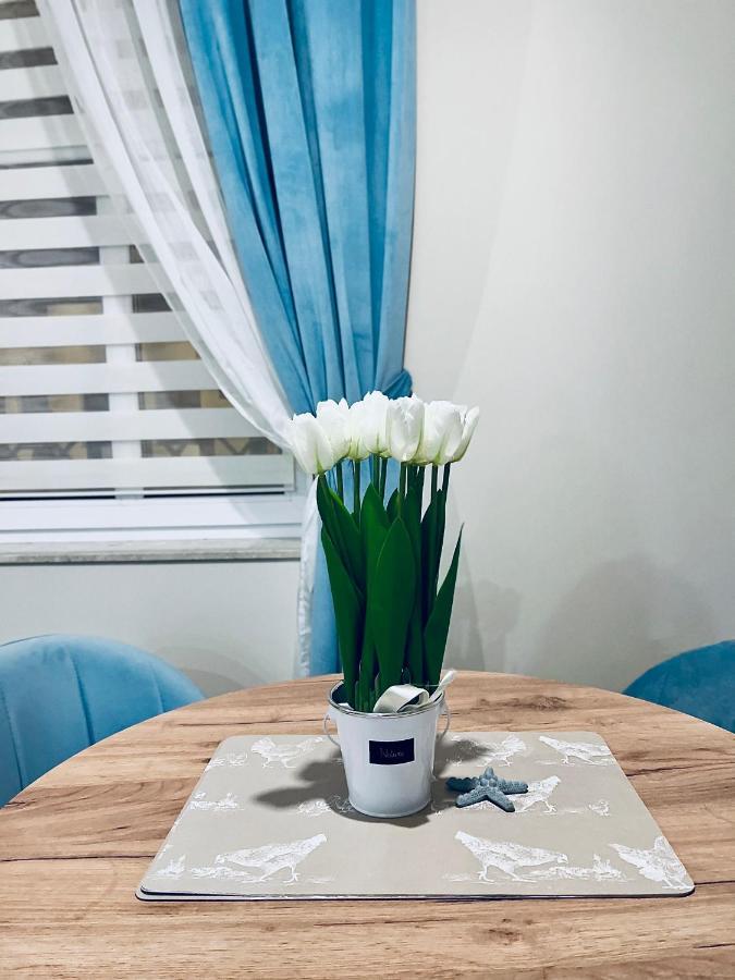 Apartamenty Kamienica Arte 1 Устка Экстерьер фото